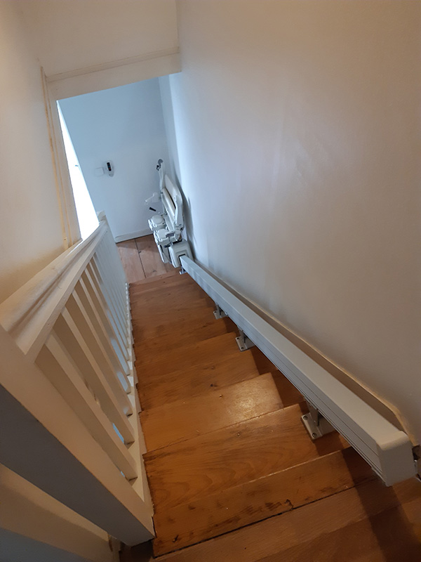 monte escalier bordeaux 2